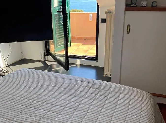 Welcome Riviera - Attico San Faustino 165 Mq Piu 110 Mq Di Terrazza- In 700 ,vista Mare Strepitosa-100 M Dalla Spiaggia-parking Esclusivo * Rapallo