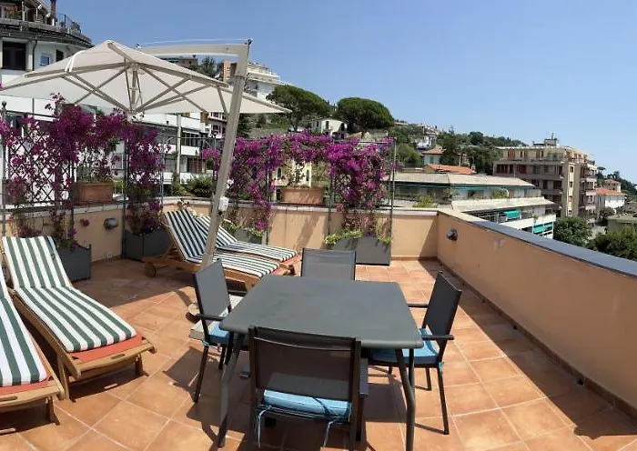 Attico San Faustino: Beachfront With Panoramic Sea Views