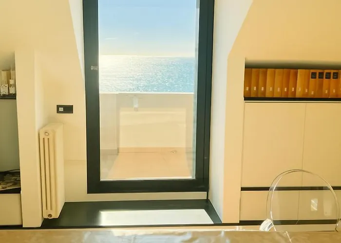 펜션 Welcome Riviera - Attico San Faustino 165 Mq Piu 110 Mq Di Terrazza- In 700 ,vista Mare Strepitosa-100 M Dalla Spiaggia-parking Esclusivo